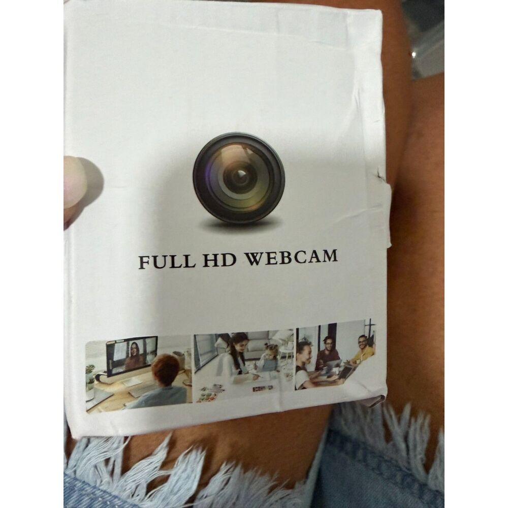 Small Full HD webcam